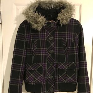 4/$10 Aero Coat-Fits Like Large